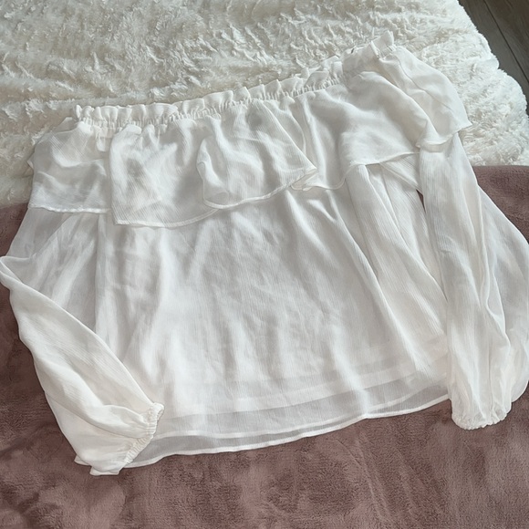 H&M off-the-shoulder Top- Size M - Picture 2 of 4